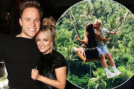 Wie hoch ist wohl das gehalt von victor lindelöf? Olly Murs Ist Eine Hommage An Freundin Fur Ihre Unterstutzung Nach Dem Tod Seiner Freundin Caroline Flack Aktuelle Boulevard Nachrichten Und Fotogalerien Zu Stars Sternchen
