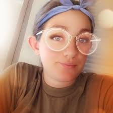 Emily Schlosser's Instagram, Twitter & Facebook