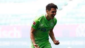 Secondo quanto riportato da calciomercato.com, non ci sarebbe la fumata bianca tra il milan e donnarumma. Calciomercato Milan Wolfsburg Tripletta Dell Obiettivo Brekalo Video Pianeta Milan