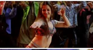 Himesh reshammiya, sunidhi chauhan artists song credits: Aishwarya Or Anushka Who Did The Kajra Re Hook Step Better