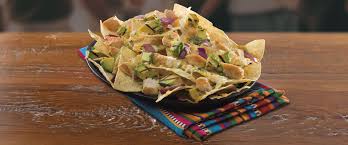 Nachos A L Avocat Grille Et Au Poulet Tostitos Ca Recipe In 2020 Chicken Nachos Nachos Stuffed Peppers