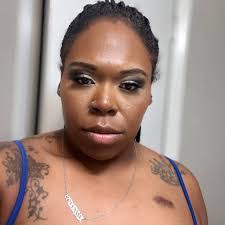 Shundra Davis's Instagram, Twitter & Facebook