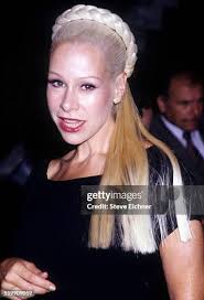 1.070 Dianne Brill Foto's en afbeeldingen van hoge resolutie