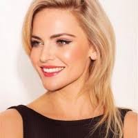 Abi Knight's Instagram, Twitter & Facebook