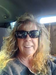 LE SALON OF CHARLESTON