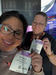 Happiest Birthday to our one & only Miss Wendy! 🥳 Wishing you a turned up  day and more blessings. 🎉🎁 Help us shower Miss Wendy with love in the  comments below! 🔥💥💯