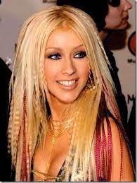 Young women in the 50s had almost no desire for the long, flowing hair. 17 Popular Hairstyles You Ll Remember From The 2000 S Onedio Co