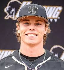 Joshua Bybee's Instagram, Twitter & Facebook