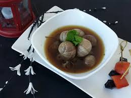 Bouillon D Escargots Aux Herbes Recettes Recette Recette Escargot Bouillon