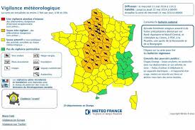 Seize départements ont été classés en vigilance orange. Orages 29 Departements Places En Vigilance Orange