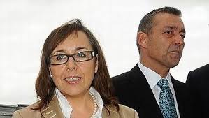 Piden dos años de prisión por «mobbing» para Ángela Mena, esposa de Paulino  Rivero