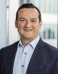 Eric Haight's Instagram, Twitter & Facebook