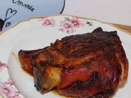 1 jarret de porc echalotte/ail 1 verre de miel 1 grand verre d'eau 4 cas de fond de veau 4 pommes de terres 2 carottes coupé en rondelles 1cac de paprika 1 petites boite de lardons. Recettes De Jarret De Porc Et Moutarde