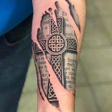 The first two tattoos are also interesting for the way they incorporate tartans with designs that are associated with new zealand: Pin On Tattoos Ideas Media Democracy