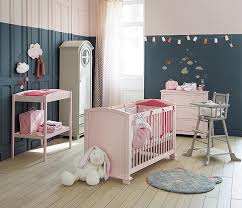 De jolies caisses en bois qui peuvent servir à entreposer petits objets déco ou quelques accessoires. Maisons Du Monde La Collection Kids Frenchy Fancy