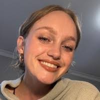 Mandy Schaffer's Instagram, Twitter & Facebook