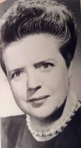 Frances Bavier's Aunt Bee: A Beloved Presence