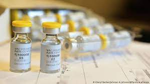 Johnson & johnson has paused its eu rollout, which started this week. Coronavirus Us Approves Johnson Johnson Covid 19 Vaccine News Dw 27 02 2021