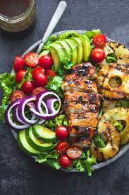 Recouvrir d'eau froide la poitrine à plat dans une sauteuse. Salade Composee Hiver Manger Sainement Recette Recettes De Barbecue Recettes De Grillades Estivales