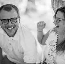 What are the pros and cons of fishing out of a deck boat?