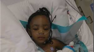 'They're all heroes' : Mom of little girl pulled from burning home praises  first responders, neighbors