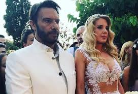 Ο στράτος τζώρτζογλου ήταν καλεσμένος του the 2night show και αναφέρθηκε στην εμπειρία του στην φάρμα. H Syzygos Toy Stratoy Tzwrtzogloy Leei Pws Den Einai Egkyos Sigmalive Magazine