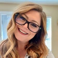 Rebecca Doty's Instagram, Twitter & Facebook