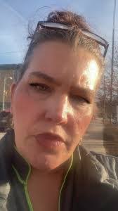 Shavonne Powell's Instagram, Twitter & Facebook