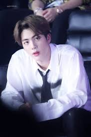 Top 3 Male Kpop Idols Who Have Perfect Body Figures With Long Legs And Wide Shoulders Kbizoom