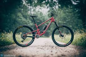 Things to do in santa cruz, california: Santa Cruz 5010 4 First Test A Bike With One Purpose Maximum Fun Enduro Mountainbike Magazine