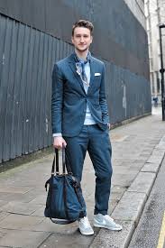 Tips From Fashion Insiders On How To Wear Sneakers With A Suit Published 2014 Suits And Sneakers Business Casual Men How To Wear Sneakers