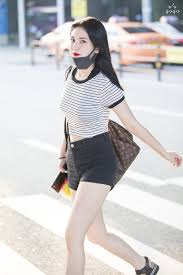 Pin Oleh Kpop Fn Di From Reddit Wanita Putri Aktris