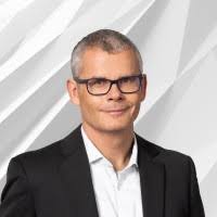 1700+ "Carlen" profiles