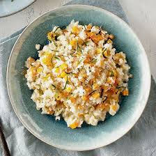 Recette De Risotto De Chou Fleur A La Courge Et Au Cheddar Coup De Pouce In 2020 Food Snack Recipes Snacks