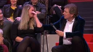 Jamie oliver weet hoe je het perfecte kerstdiner maakt en om ons daarbij te helpen geeft hij tips. Uitzending Gemist All You Need Is Love Kerstspecial Afl 1 Op Rtl 4