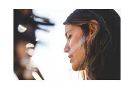 Ana Rossi's Instagram, Twitter & Facebook