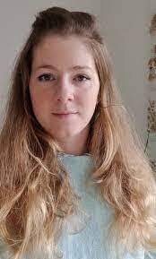 Melanie Simonsen's Instagram, Twitter & Facebook