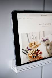 Styropor Stuckleisten Indirekte Beleuchtung Fur Decke Und Wand Ipad Halterung Stuckleisten Halterung