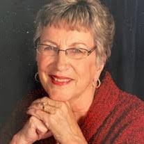 Robin Ostrander's Instagram, Twitter & Facebook