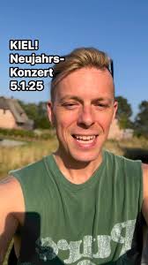 Kiel! Ich freue mich 2025 mit dem ersten Konzert des Jahres mit euch zu  feiern! Am 5.1. sehen wir uns in der wunderschönen Petrus-Kirche