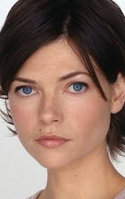 Nicole de Boer (Николь де Бур)