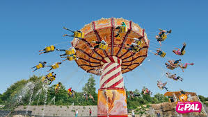 Le pal is a french animal theme park that combines two activities: Parc Le Pal Eroffnet 2016 Kettenkarussell Lasst Leoparden Einziehen