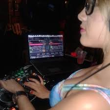 Stream Bibi Gonzalez <3 music