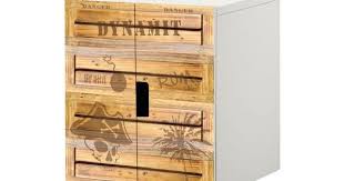 Mobelfolie Im Piratenstil Kommode Ikea Stuva Turen Stikkipix In 2020 Ikea Stuva Ikea Pirate Fashion