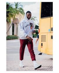 For spring 2021, clothing is hewing functional, beautiful, and exuberant, favoring comfortable silhouettes over the irony and/or escapism the industry once celebrated. Julius Randle Clothes Outfits Brands Style And Looks Spotern