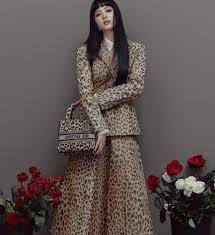 We did not find results for: Jisoo Blackpink In Dior S Fall 2021 Collection