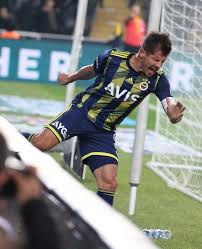 Emre belözoğlu her şeyi anlattı ama ağzından fetö çıkmadı. Skor On Twitter