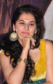 The bold and the beautiful #TaapseePannu!