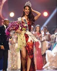 Catriona gray (miss universe 2018) on her first look in coronation night video credits to the miss universe organization and. Miss Universe 2018 Catriona Gray S Evening Gown Is Absolutely Stunning Miss Universe Swimsuit Gray Evening Gown Miss Universe Philippines