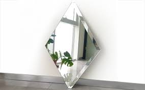 It is not polished or beveled, and light reflects clearly. Frameless Rectangle Polished Flat Edge Mirror